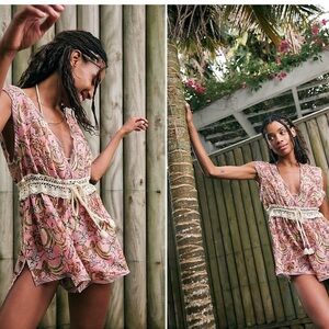 Free People Watching Waves Paisley Relaxed Beachy Costal Romper Sz L